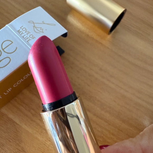 Lisa Eldridge Love of My Life lipstick
Barely used - Picture 6 of 7